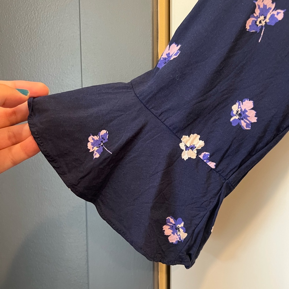 Old Navy Swing Floral Easter Dress size large; Large Dress with Sleeves - Picture 5 of 10